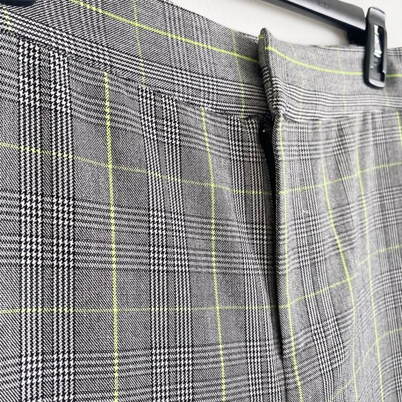 NWT Bar III Becca Tilley x Plaid Tapered Pants - Picture 7 of 13
